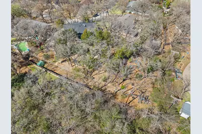 3905 Shady Creek Drive, Euless, TX 76040 - Photo 31