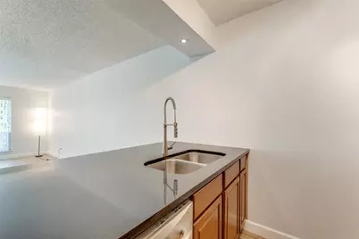 4851 Cedar Springs Road #190, Dallas, TX 75219 - Photo 3