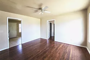 12121 Hoblitzelle Dr, Dallas, TX 75243 - Photo 5