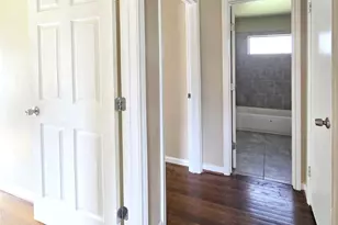 12121 Hoblitzelle Dr, Dallas, TX 75243 - Photo 23