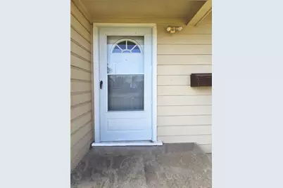 12121 Hoblitzelle Drive, Dallas, TX 75243 - Photo 3