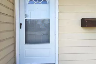 12121 Hoblitzelle Dr, Dallas, TX 75243 - Photo 3