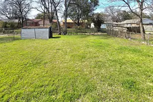 12121 Hoblitzelle Dr, Dallas, TX 75243 - Photo 33