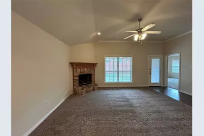 1835 Woodchase Drive, Fort Worth, TX 76120 - Photo 11