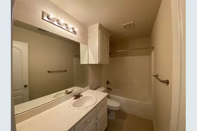 1835 Woodchase Drive, Fort Worth, TX 76120 - Photo 7