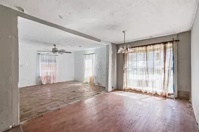 1703 Navaro Street, Dallas, TX 75208 - Photo 9