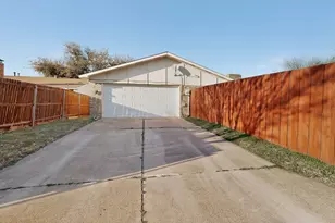 1926 Rambling Ridge Ln, Carrollton, TX 75007 - Photo 37