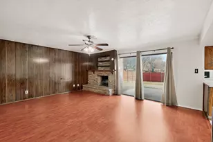 1926 Rambling Ridge Ln, Carrollton, TX 75007 - Photo 9