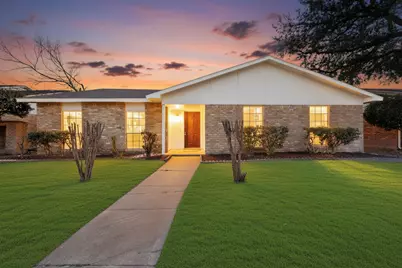 1926 Rambling Ridge Lane, Carrollton, TX 75007 - Photo 1