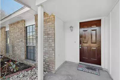 1926 Rambling Ridge Lane, Carrollton, TX 75007 - Photo 3