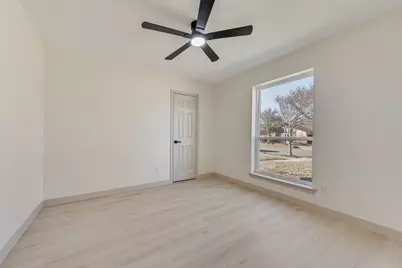 710 Worcester Lane, Garland, TX 75040 - Photo 15