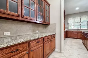 6812 Sail Away Pl, Grand Prairie, TX 75054 - Photo 9