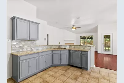 11813 Ponderosa Pine Drive, Fort Worth, TX 76244 - Photo 5