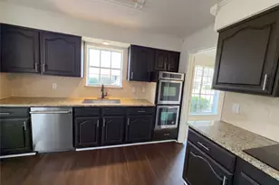 5502 Hidalgo Ct, Garland, TX 75043 - Photo 9