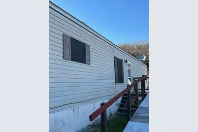 220 Country Side Court, Springtown, TX 76082 - Photo 1