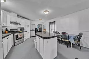 220 Country Side Ct, Springtown, TX 76082 - Photo 9