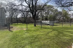150 Ash Creek Ct, Springtown, TX 76082 - Photo 27