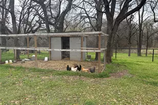 150 Ash Creek Ct, Springtown, TX 76082 - Photo 17