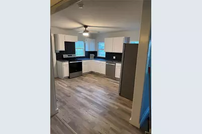 150 Ash Creek Court, Springtown, TX 76082 - Photo 5