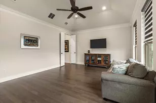 716 Coastal Meadows Ct, Granbury, TX 76049 - Photo 23