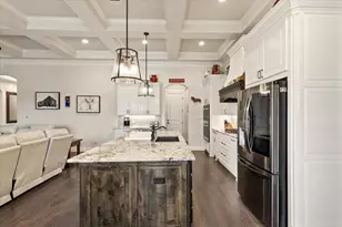 716 Coastal Meadows Ct, Granbury, TX 76049 - Photo 15