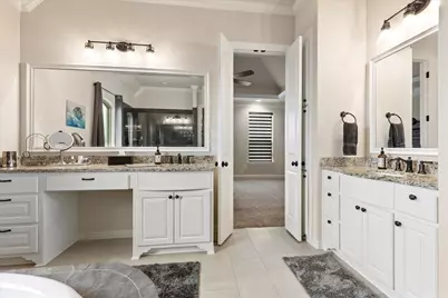 716 Coastal Meadows Court, Granbury, TX 76049 - Photo 21