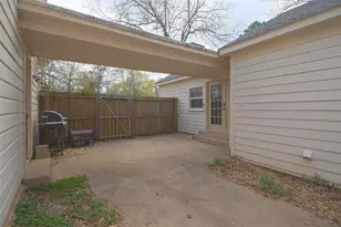 2414 S Martin St, Kilgore, TX 75662 - Photo 27
