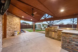 2237 Merritt Way, Arlington, TX 76018 - Photo 33