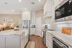 10337 Fallen Leaf Dr, Waco, TX 76712 - Photo 15