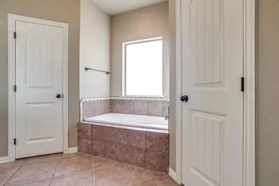 140 Champion Court, Weatherford, TX 76087 - Photo 17