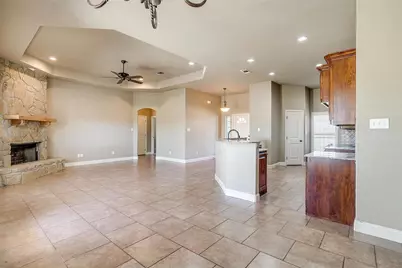 140 Champion Court, Weatherford, TX 76087 - Photo 7