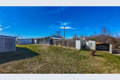 125 Hyde Away Lane, Weatherford, TX 76085 - Photo 33