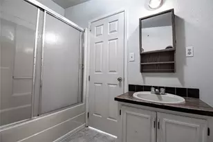 125 Hyde Away Ln, Weatherford, TX 76085 - Photo 23