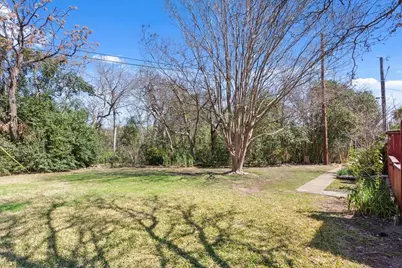 5226 Lake Shore Drive, Waco, TX 76710 - Photo 23