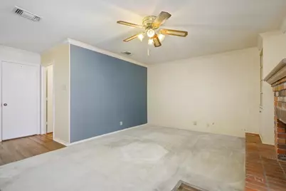 5226 Lake Shore Drive, Waco, TX 76710 - Photo 9