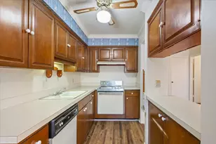 5226 Lake Shore Dr, Waco, TX 76710 - Photo 13