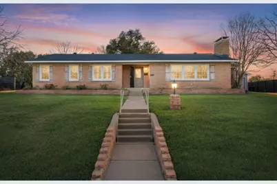 2208 Lake Ridge Circle, Waco, TX 76710 - Photo 1