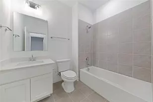 9920 Hennings St, Irving, TX 75063 - Photo 11