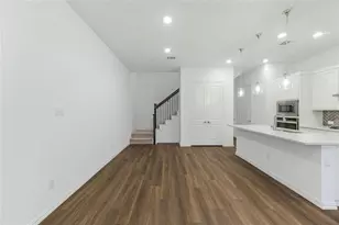 9920 Hennings St, Irving, TX 75063 - Photo 3