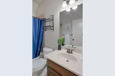 2400 Lilyfield Drive, Trophy Club, TX 76262 - Photo 25