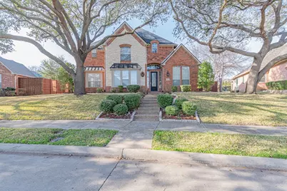 4209 Pinecreek Drive, Rowlett, TX 75088 - Photo 1