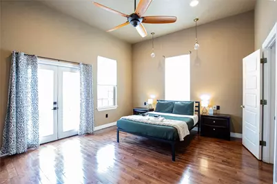 929 N 12th Street, Waco, TX 76707 - Photo 7