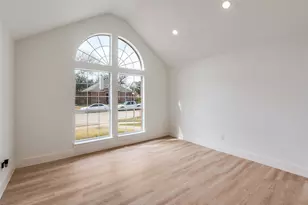 2207 Arbor Creek Dr, Carrollton, TX 75010 - Photo 15