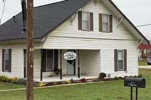 213 E Boyd Ave, Boyd, TX 76023 - Photo 1