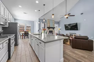 15529 Pioneer Bluff Trail, Fort Worth, TX 76262 - Photo 9