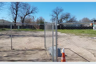 3415 S Malcolm X Boulevard, Dallas, TX 75215 - Photo 25