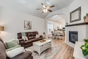 1808 Pelham Dr, Aubrey, TX 76227 - Photo 9