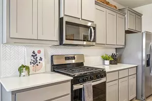 1041 Southwark Dr, Fort Worth, TX 76247 - Photo 5