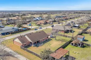 300 W McAfee St, Mabank, TX 75147 - Photo 35