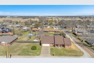 300 W McAfee Street, Mabank, TX 75147 - Photo 33